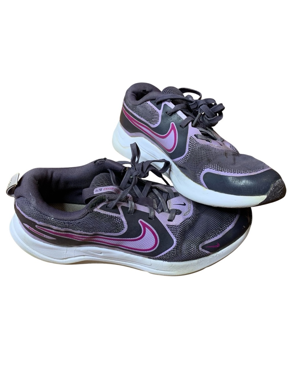 Nike Cosmic Runner Purple Lilac Sneakers 6Y / Women's 7.5
